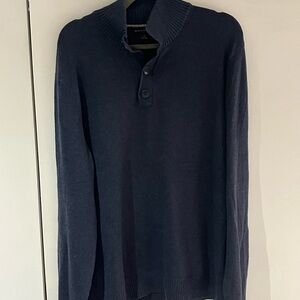Banana Republic Men's Dark Blue Sweater